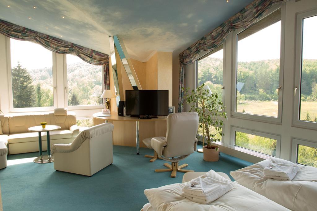 Hotel Reifenstein Kleinbartloff Extérieur photo
