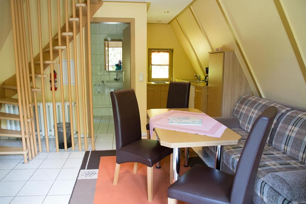 Hotel Reifenstein Kleinbartloff Extérieur photo